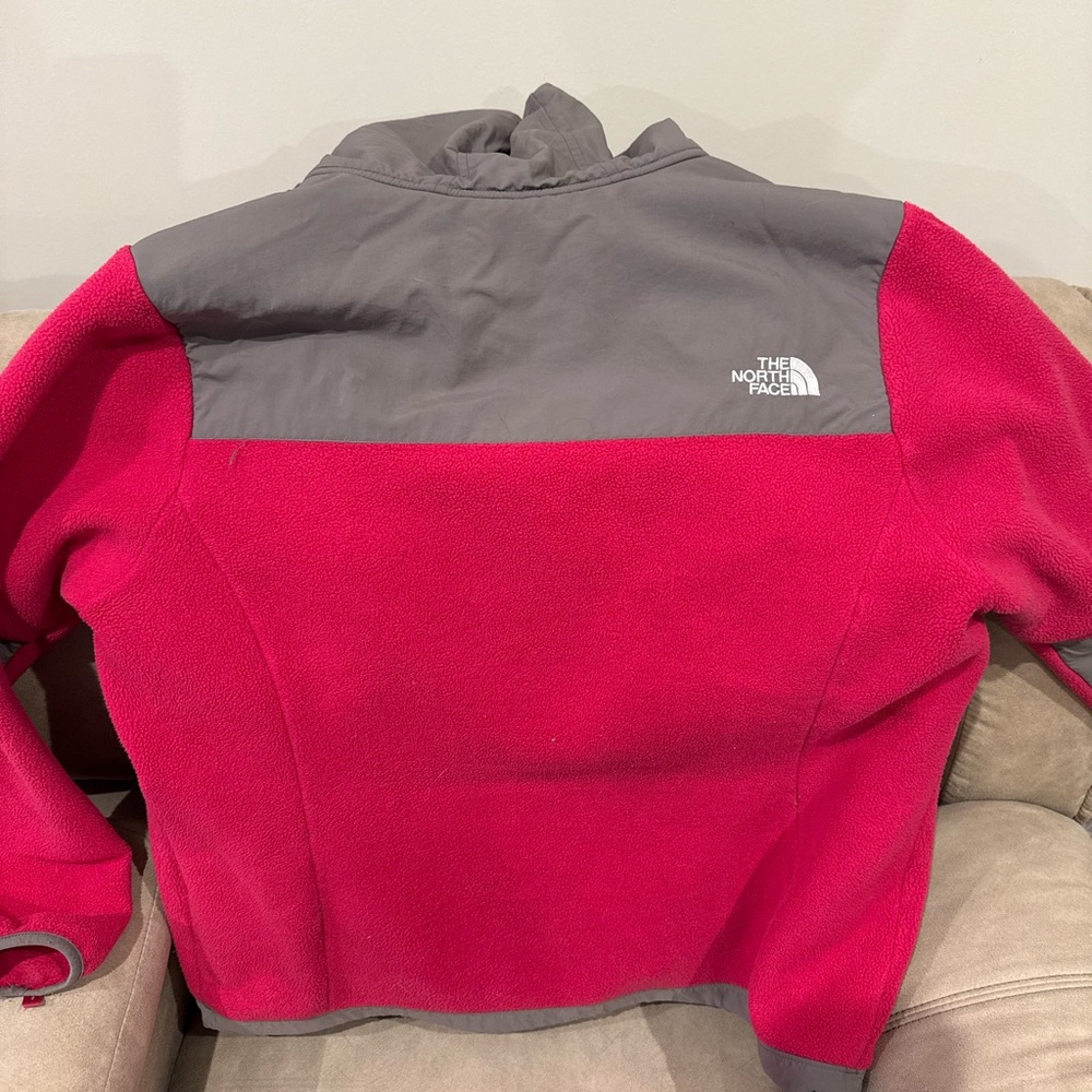 XL Women’s North Face Fleece